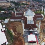 Presiden Jokowi meresmikan Masjid Raya KH Hasyim Asyari pertama di Jakarta